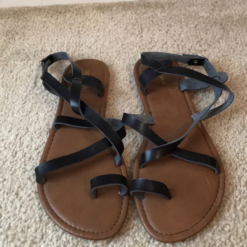 Black strappy sandals NWOT